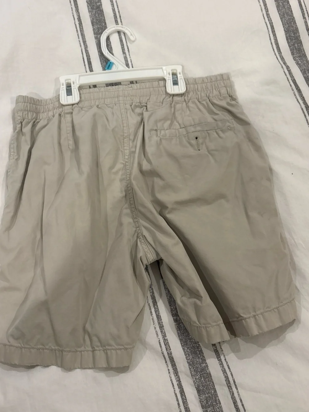Men's Casual Drawstring Shorts in Light Beige